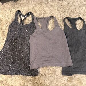 Lululemon bundle deal! 3 shirts for $40